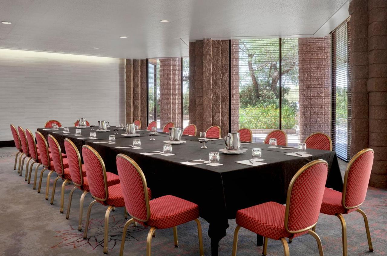 Loews Ventana Canyon Resort Tucson Bagian luar foto